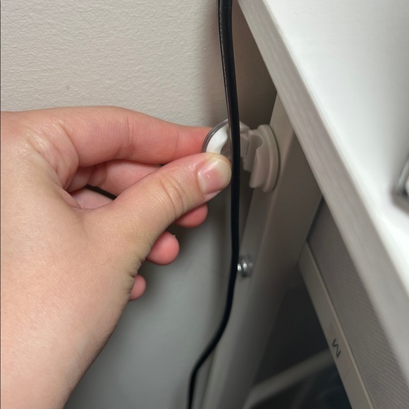 Wire holder - Picture 7 of 7